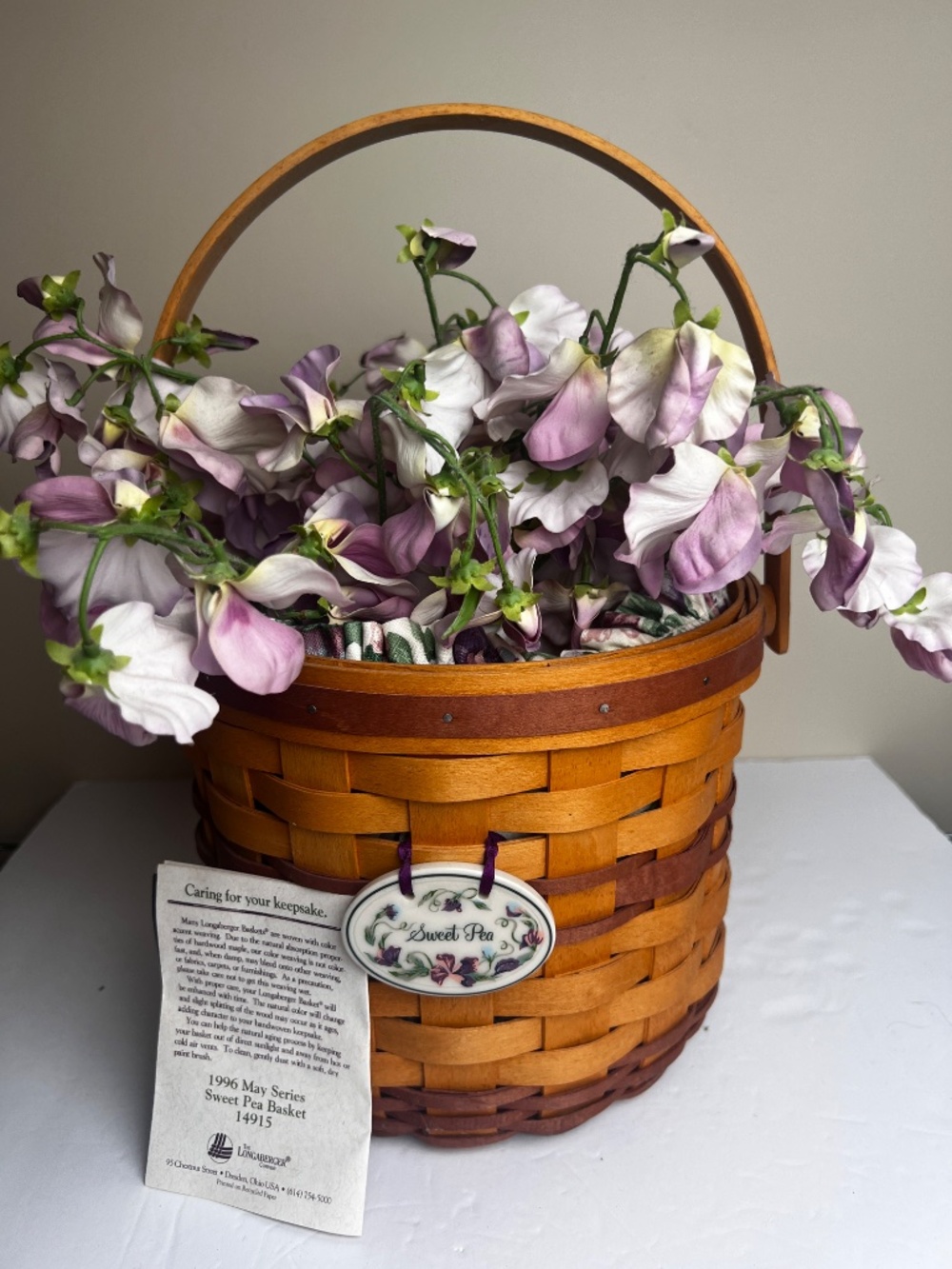 1997 May Series Longaberger Petunia Basket liner protector tie on